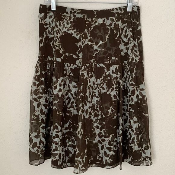 Ann Taylor Silk Floral Print Flare Skirt Size 6 - Picture 1 of 10